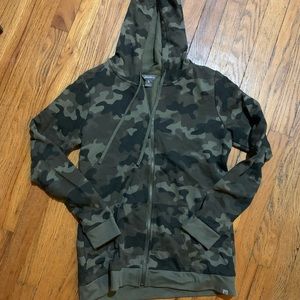 Eddie Bauer camo hooded jacket